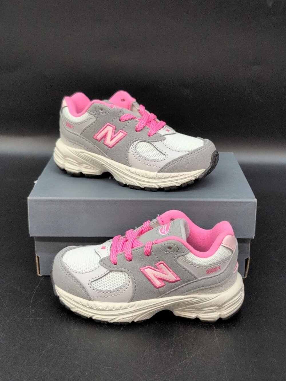 New Balance 2002 Lace Up Toddlers Sneakers US 6 Grey Pink IC2002CL
